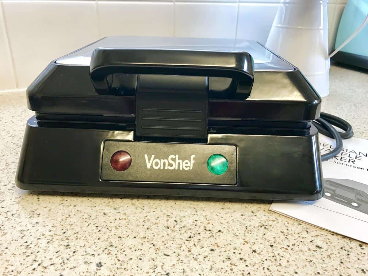 Classic Waffles With The Vonshef Belgian Waffle Maker