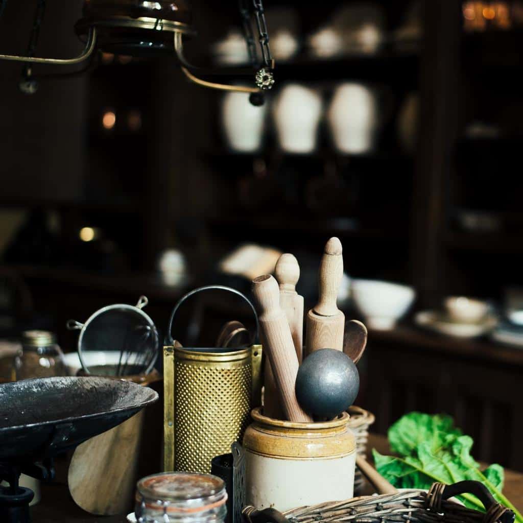 Eight Essential Elements Of A Farmhouse Family Kitchen