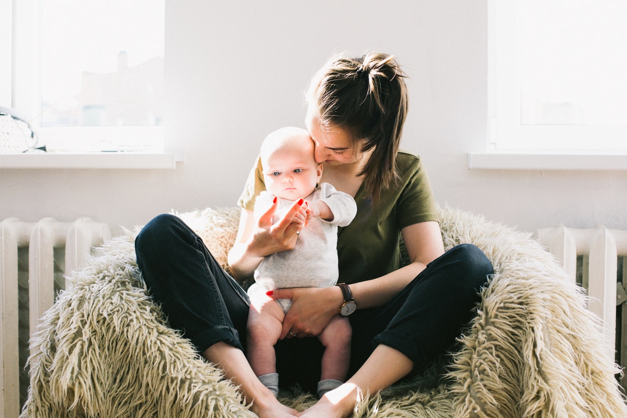 Body Image Tips for New Mothers