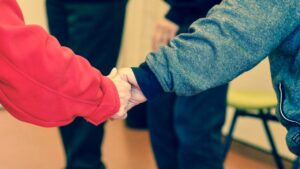 7 Things to Consider When Choosing the Right Assisted Living Service