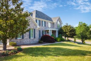 10 Summer Home Essentials