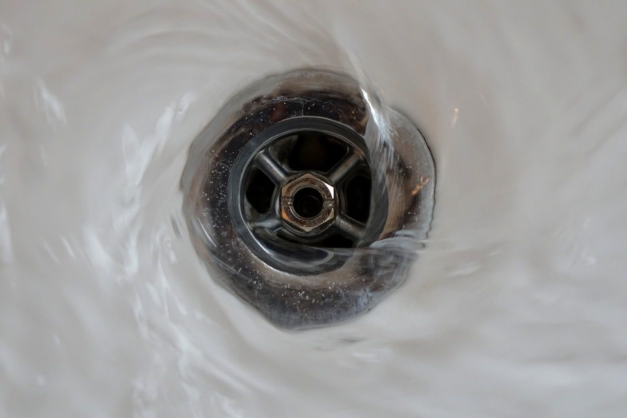 The Complete Step-by-Step Guide to Cleaning a Drain Like a Plumbing Expert