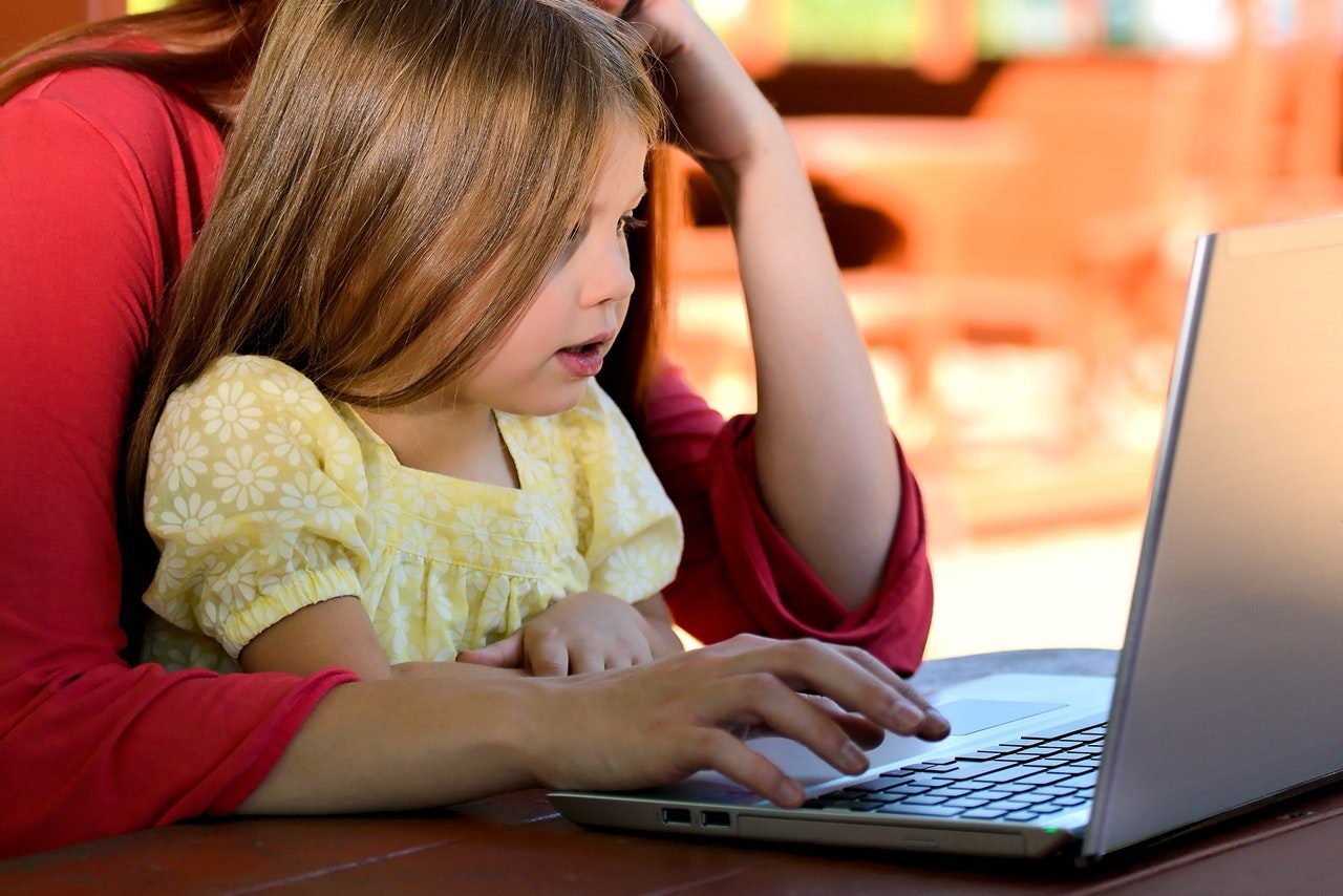 3 Tips to Help Your Child Learn a New Language