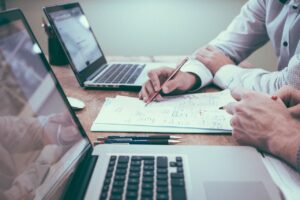 Smart ways to grow your online business faster this year
