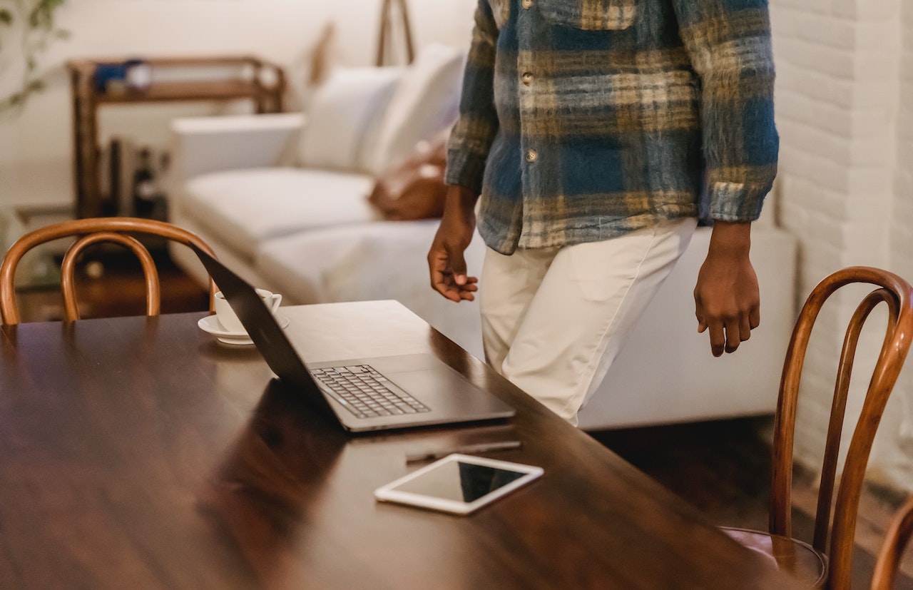 5 Factors to Consider When Purchasing a Franchise