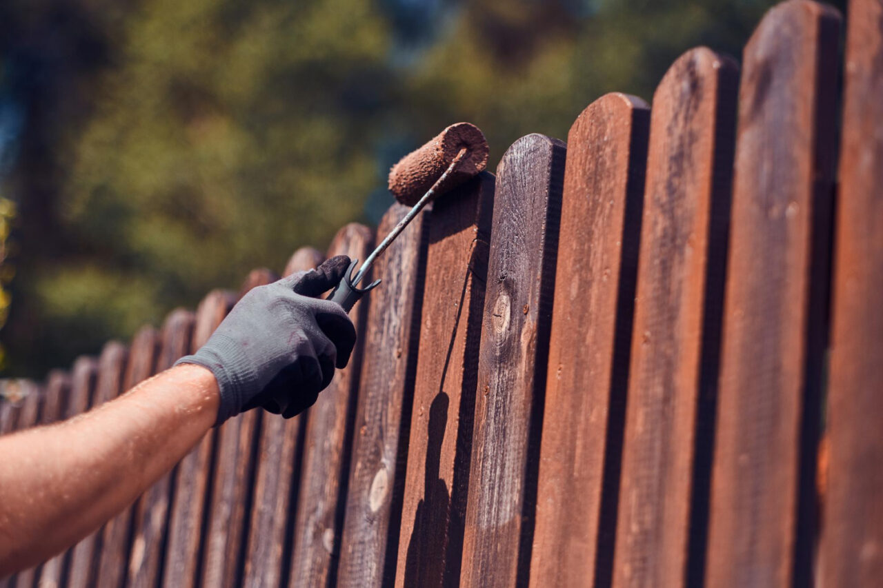 The Dos and Don'ts of Fence Repair