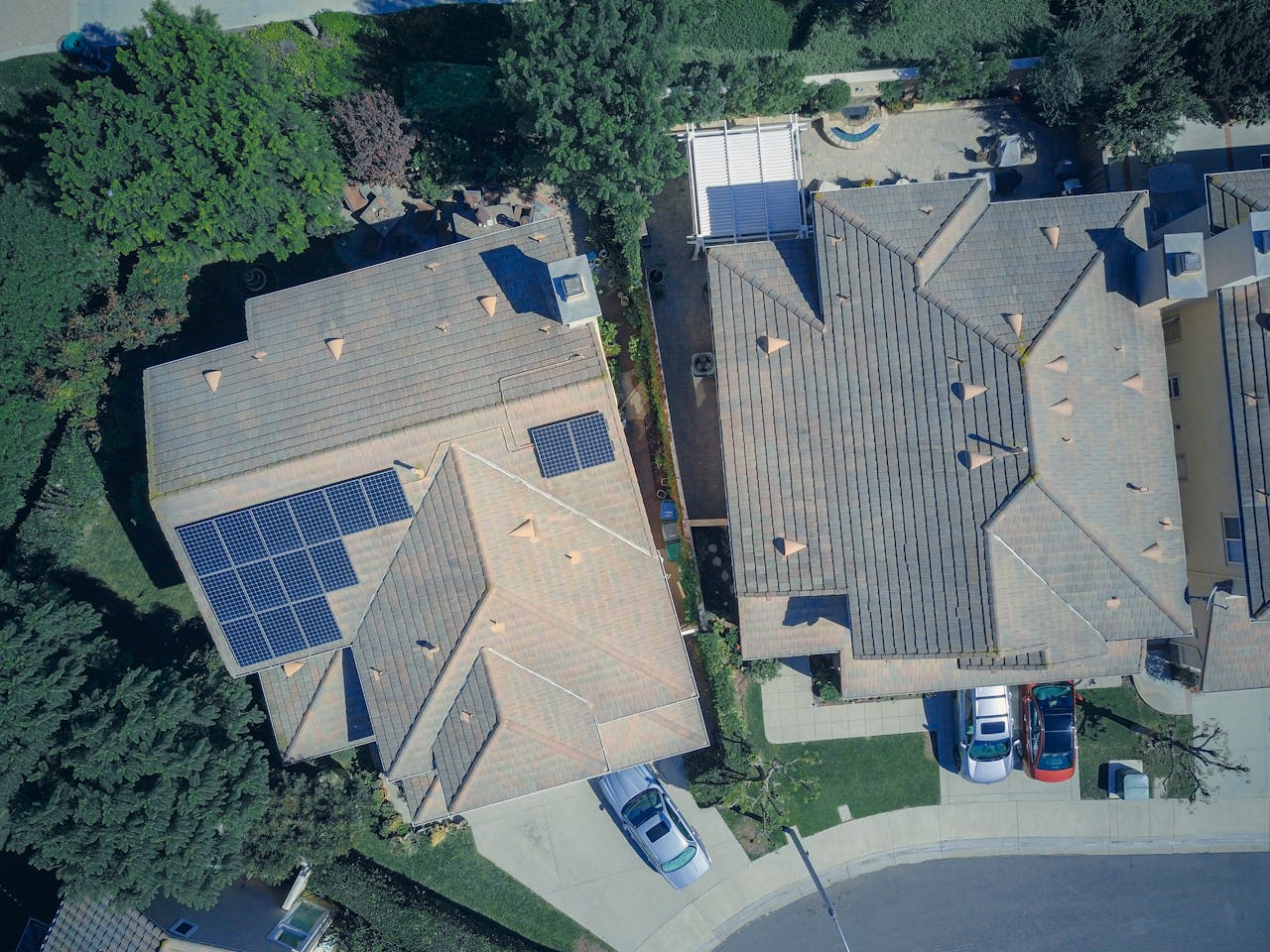 10 Reasons to Install Solar Panels
