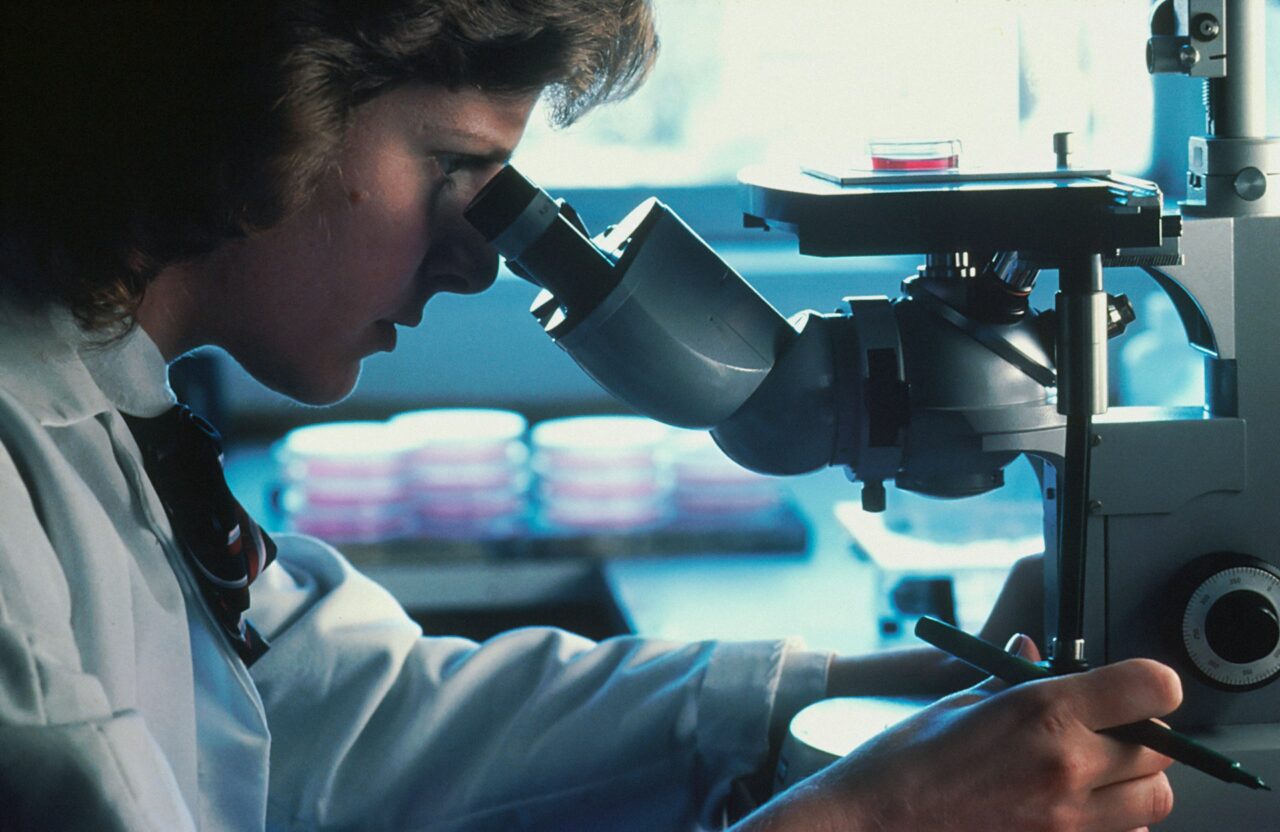 5 Practical Tips for Living With Cancer & Coping With the Diagnosis