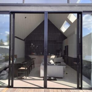 benefits of installing retractable fly screens