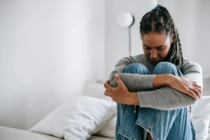 Understanding Stress Urinary Incontinence: Risk Factors, Symptoms, and Treatment