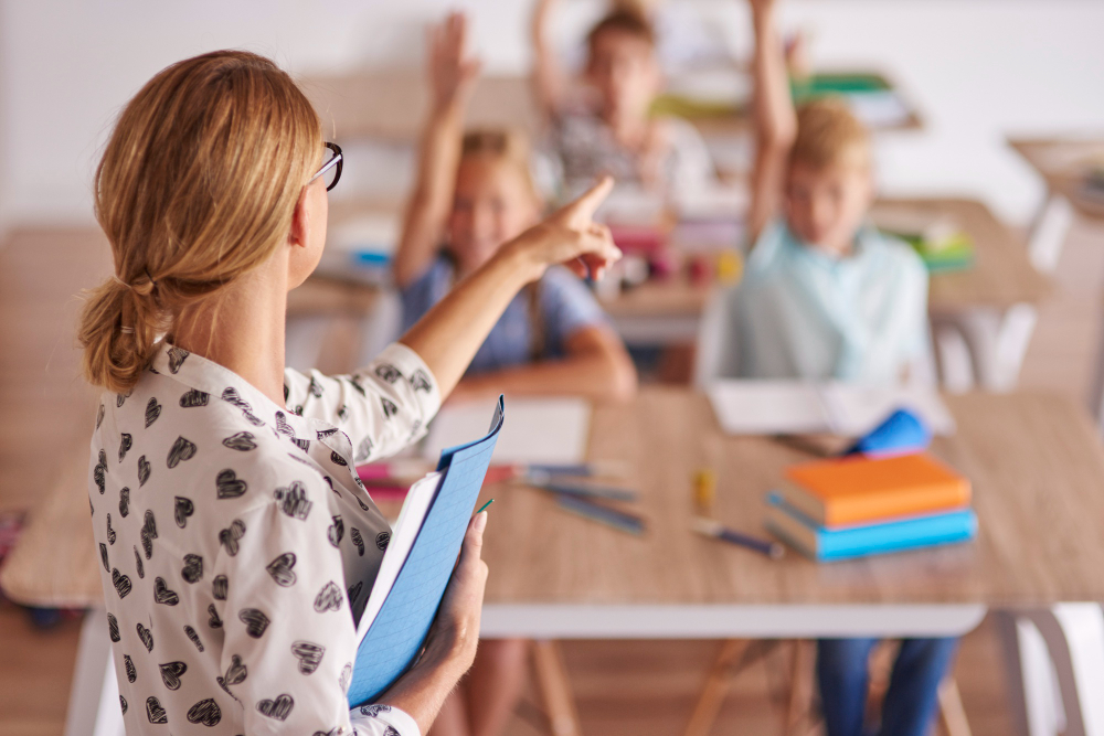 A Guide to Stylish and Comfortable Teacher Clothes