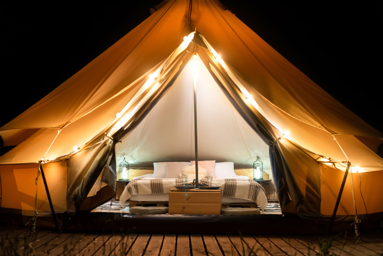 Staying Warm and Comfortable While Glamping in the Fall