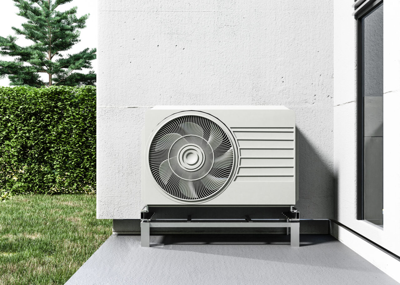 Every Homeowner Should Have a Heat Pump Maintenance Contract