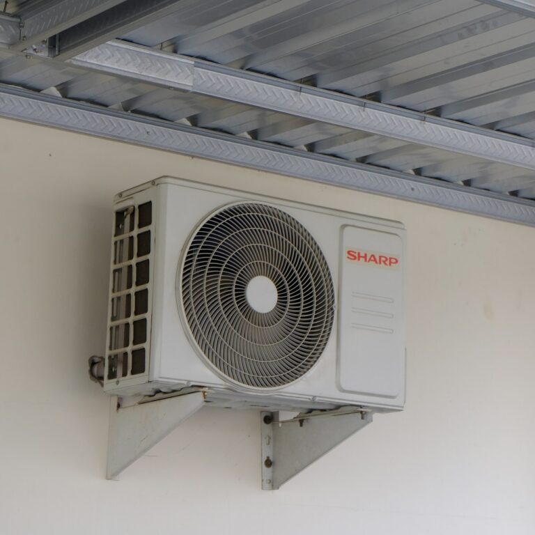 Benefits of Professional Air Conditioning Maintenance Services