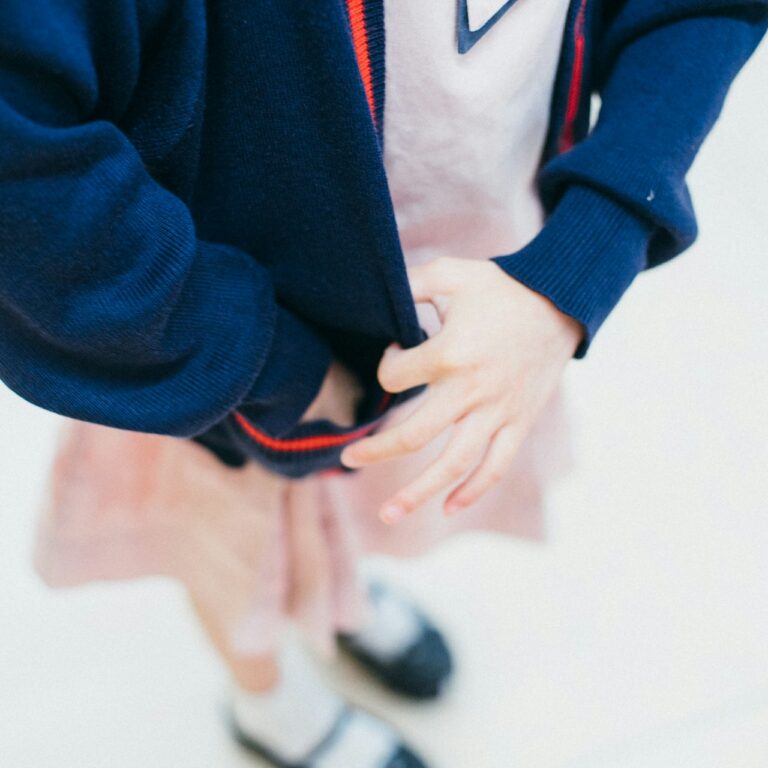 School uniform costs 2026 - children in school uniforms